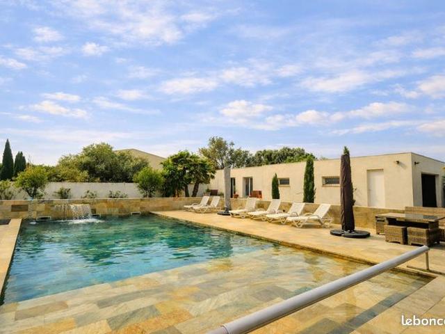 Villa 6 pièces 173 m²