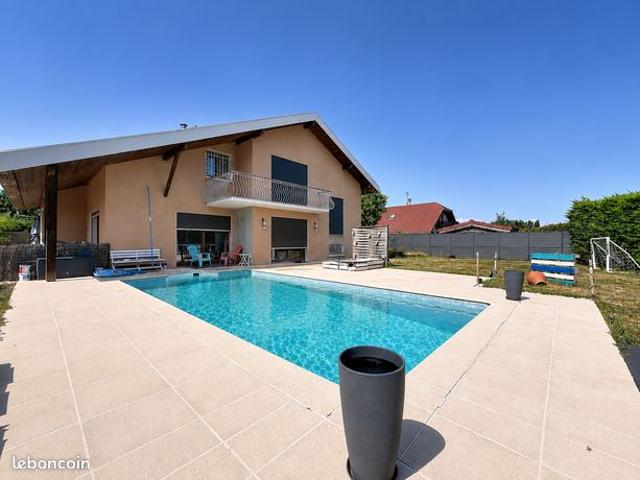 Villa 6 pièces 173 m²