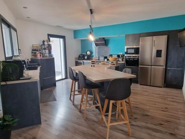Villa 6 pièces 175 m²