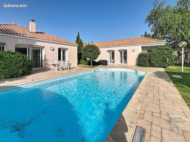 Villa 6 pièces 175 m²
