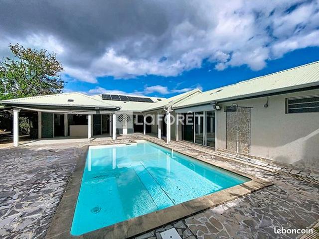 Villa 6 pièces 175 m²