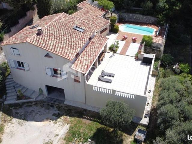 Villa 6 pièces 175 m²