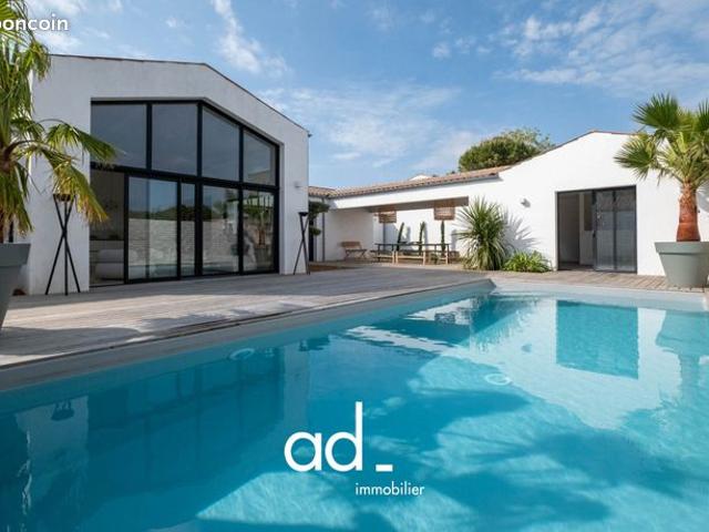 Villa 6 pièces 175 m²