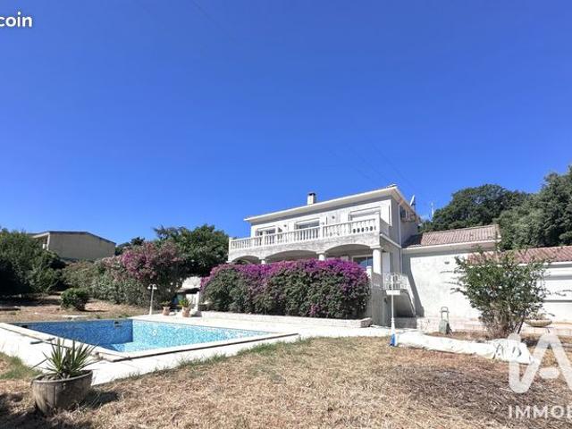 Villa 6 pièces 175 m²