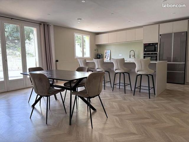 Villa 6 pièces 175 m²
