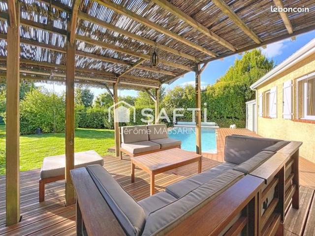 Villa 6 pièces 176 m²