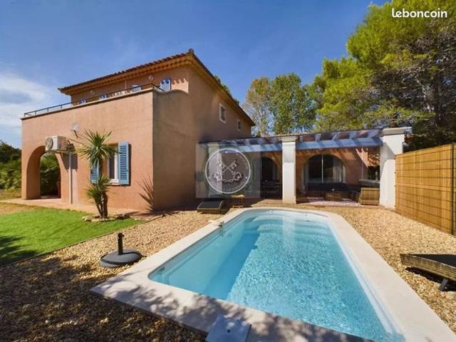 Villa 6 pièces 176 m²