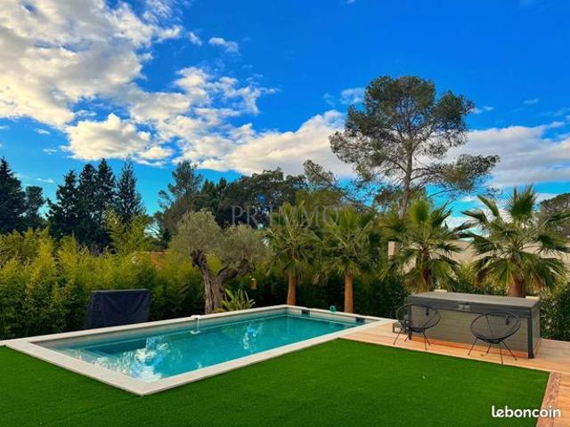 Villa 6 pièces 176 m²