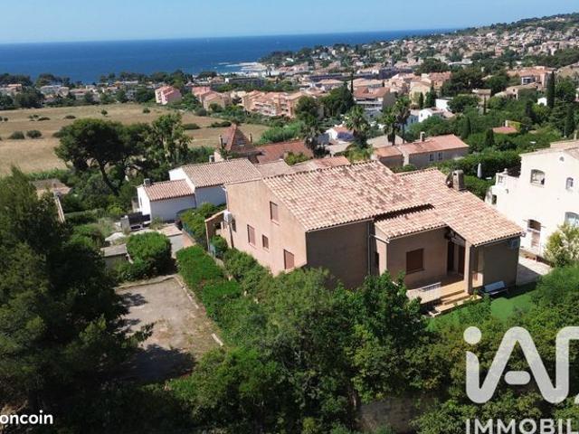 Villa 6 pièces 176 m²