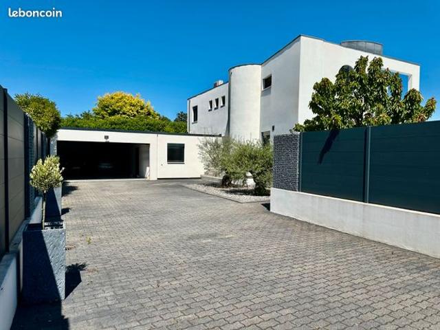 Villa 6 pièces 176m2