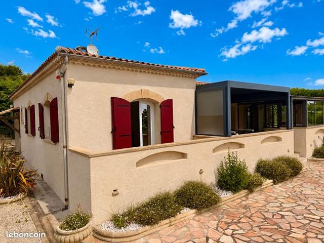 Villa 6 pièces 177 m²