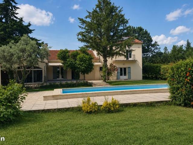 Villa 6 pièces 178 m²