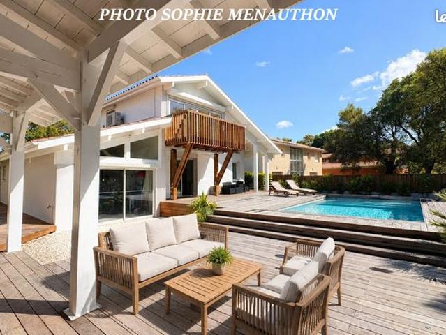 Villa 6 pièces 178 m²