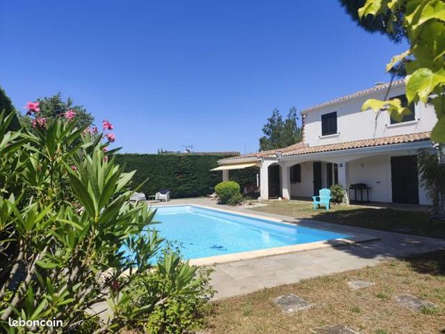Villa 6 pièces 179 m²