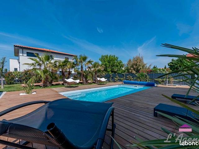 Villa 6 pièces 179 m²