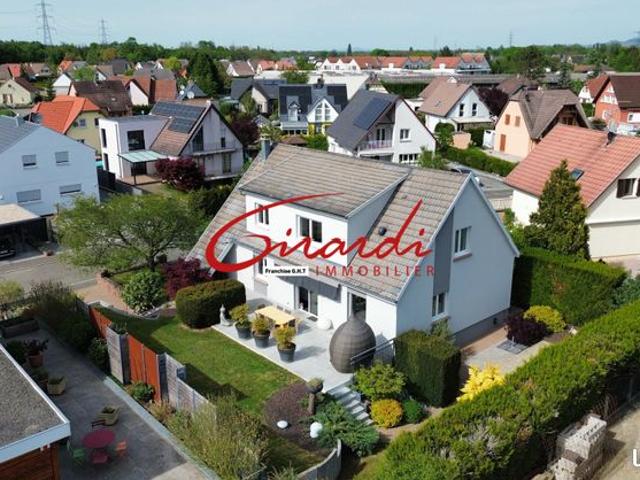 Villa 6 pièces 180 m²