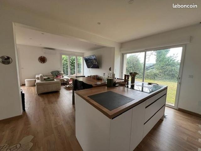 Villa 6 pièces 180 m²