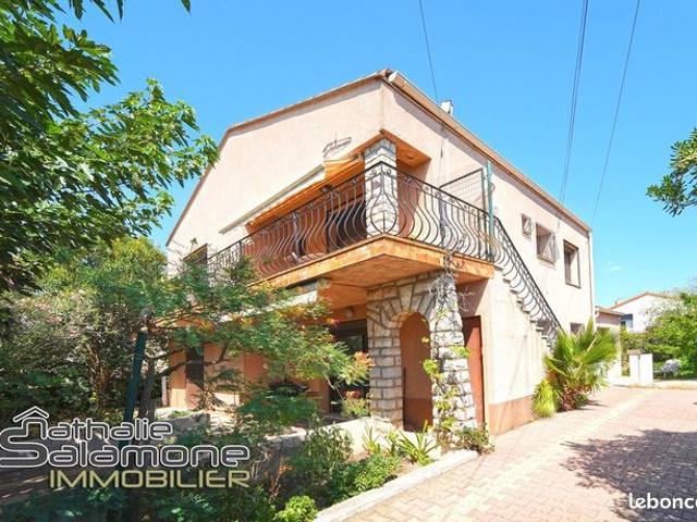 Villa 6 pièces 180 m²