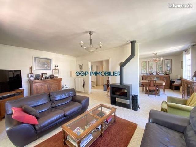 Villa 6 pièces 190 m²