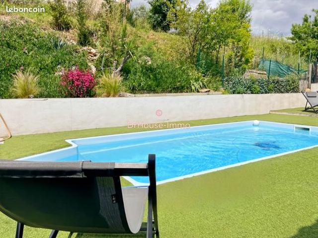 Villa 6 pièces 180 m²