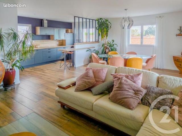 Villa 6 pièces 180 m²