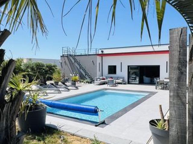 Villa 6 pièces 180 m²