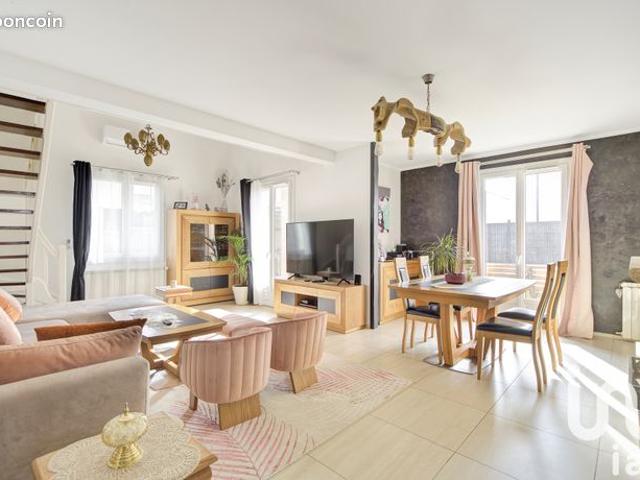 Villa 6 pièces 180 m²