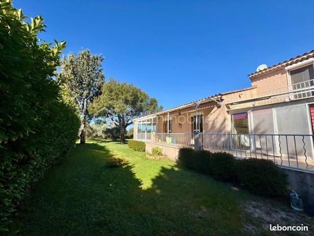 Villa 6 pièces 180 m²