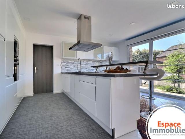 Villa 6 pièces 182 m²