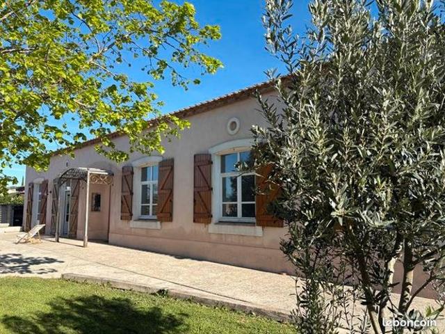 Villa 6 pièces 182 m²