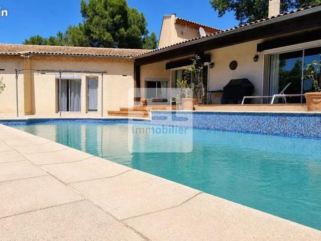 Villa 6 pièces 183 m²
