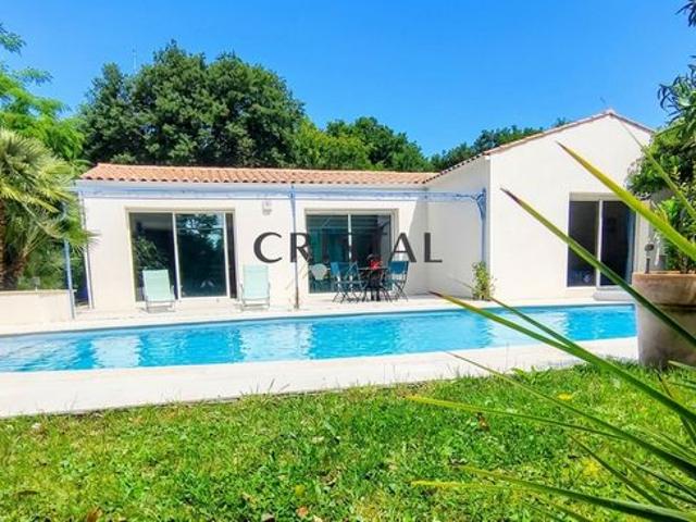 Villa 6 pièces 183 m²