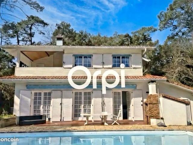 Villa 6 pièces 183 m²