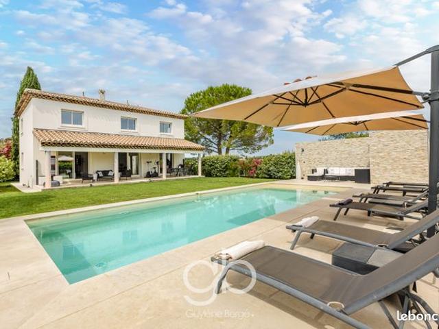 Villa 6 pièces 184 m²