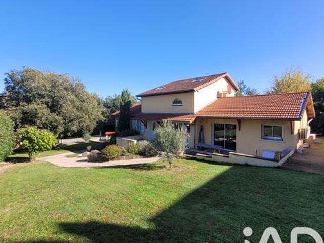 Villa 6 pièces 184 m²