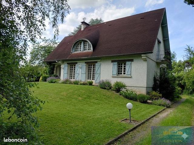 Villa 6 pièces 184 m²
