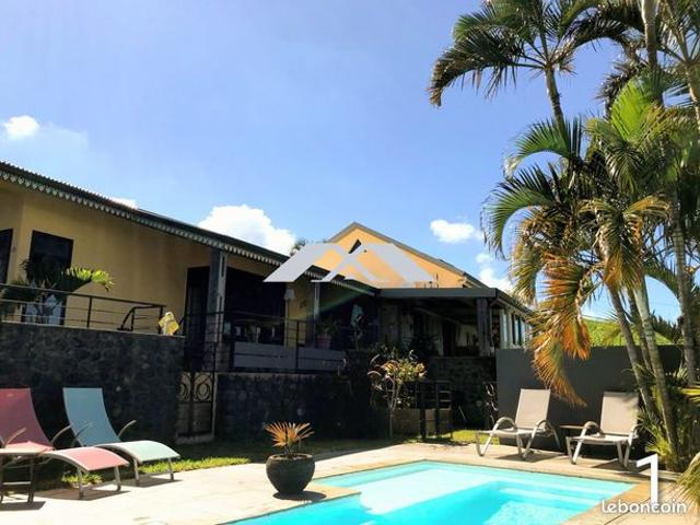 Villa 6 pièces 185 m²