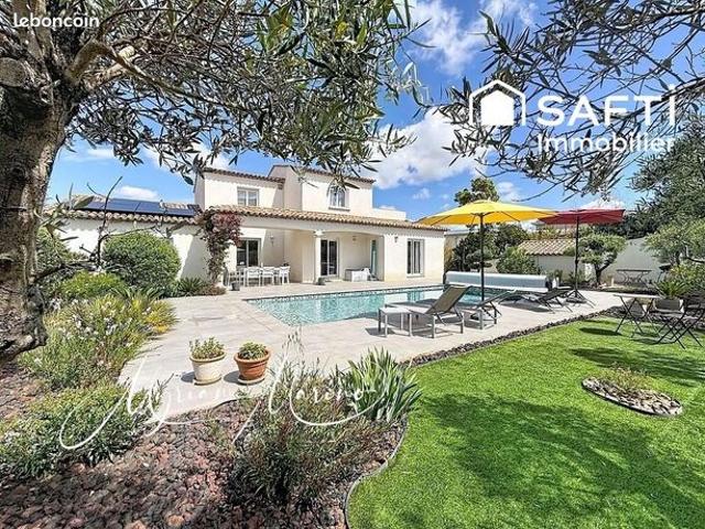 Villa 6 pièces 185 m²