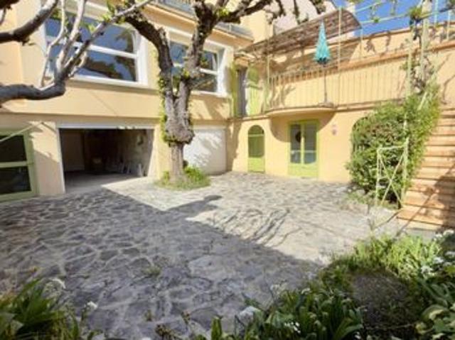 Villa 6 pièces 185 m²