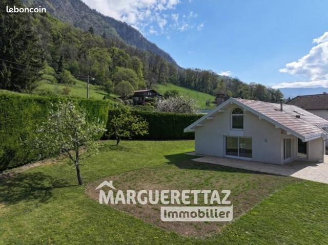 Villa 6 pièces 185 m²