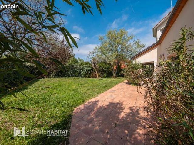 Villa 6 pièces 185 m²