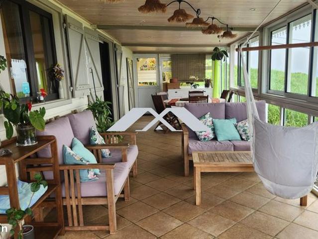 Villa 6 pièces 185 m²
