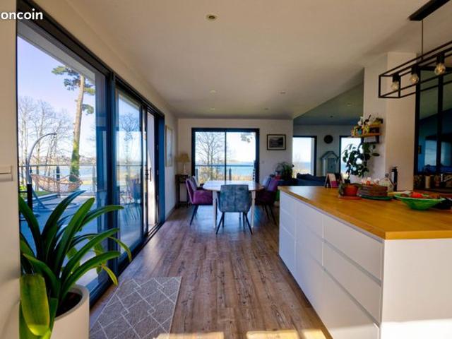 Villa 6 pièces 185 m²