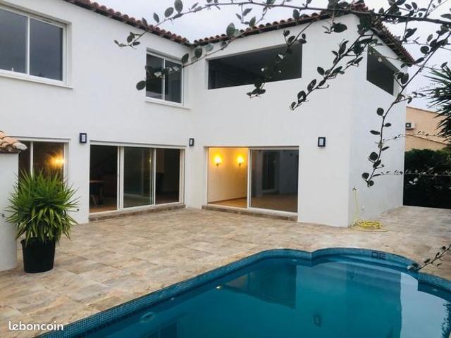 Villa 6 pièces 185 m²