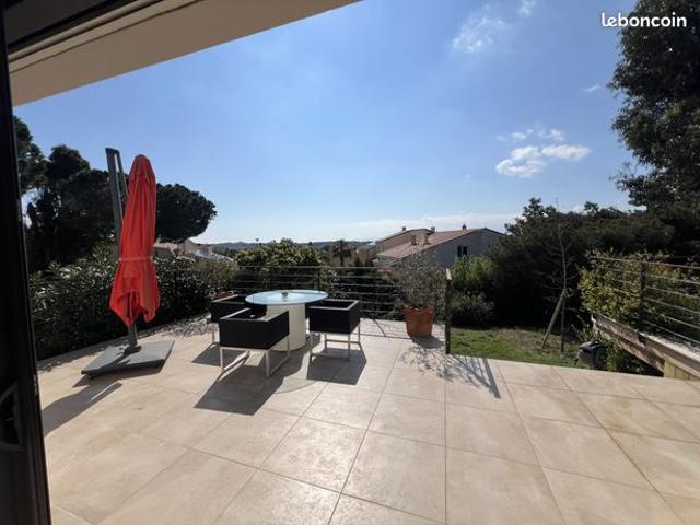 Villa 6 pièces 185 m²