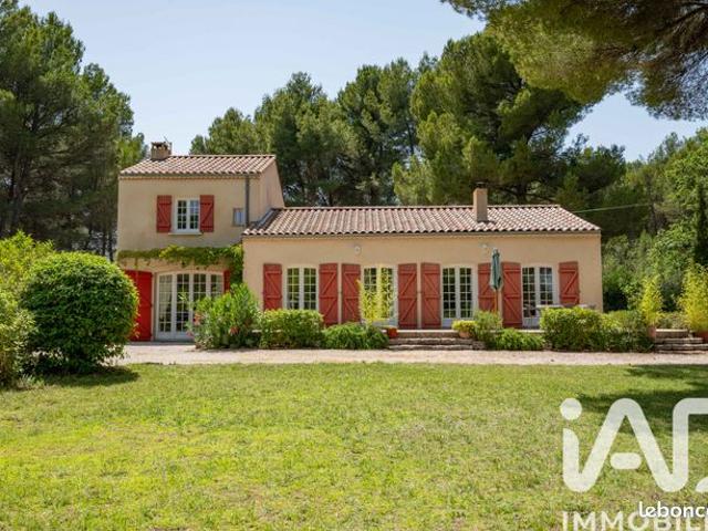 Villa 6 pièces 185 m²