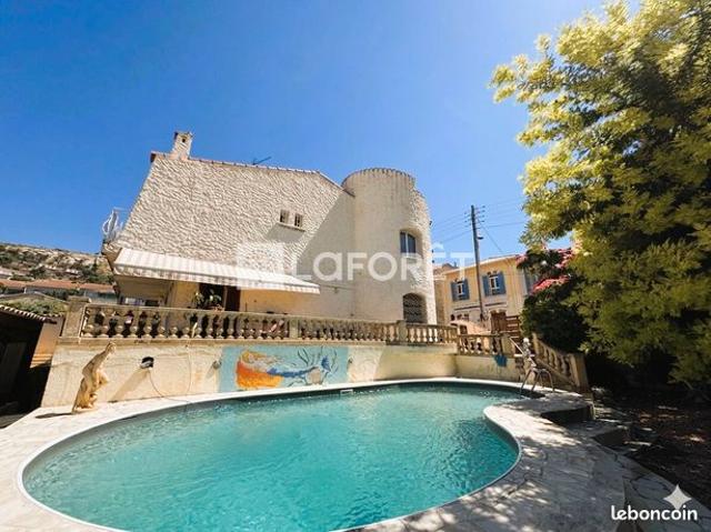 Villa 6 pièces 186 m²