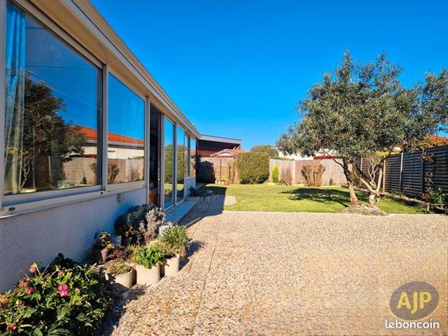 Villa 6 pièces 186 m²