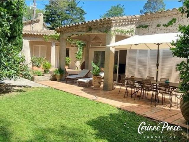 Villa 6 pièces 186 m²