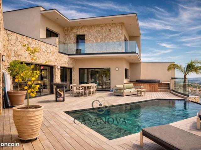 Villa 6 pièces 187 m²